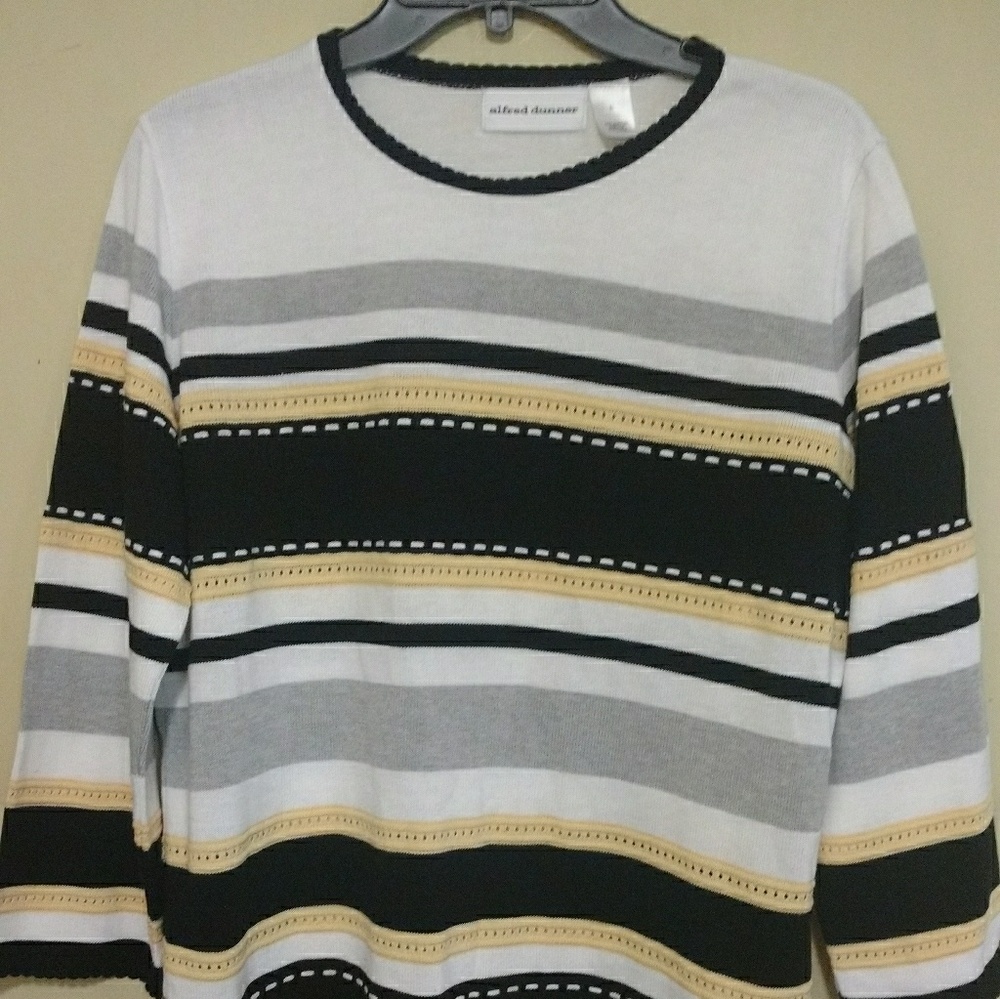 ALFRED DUNNER SWEATER